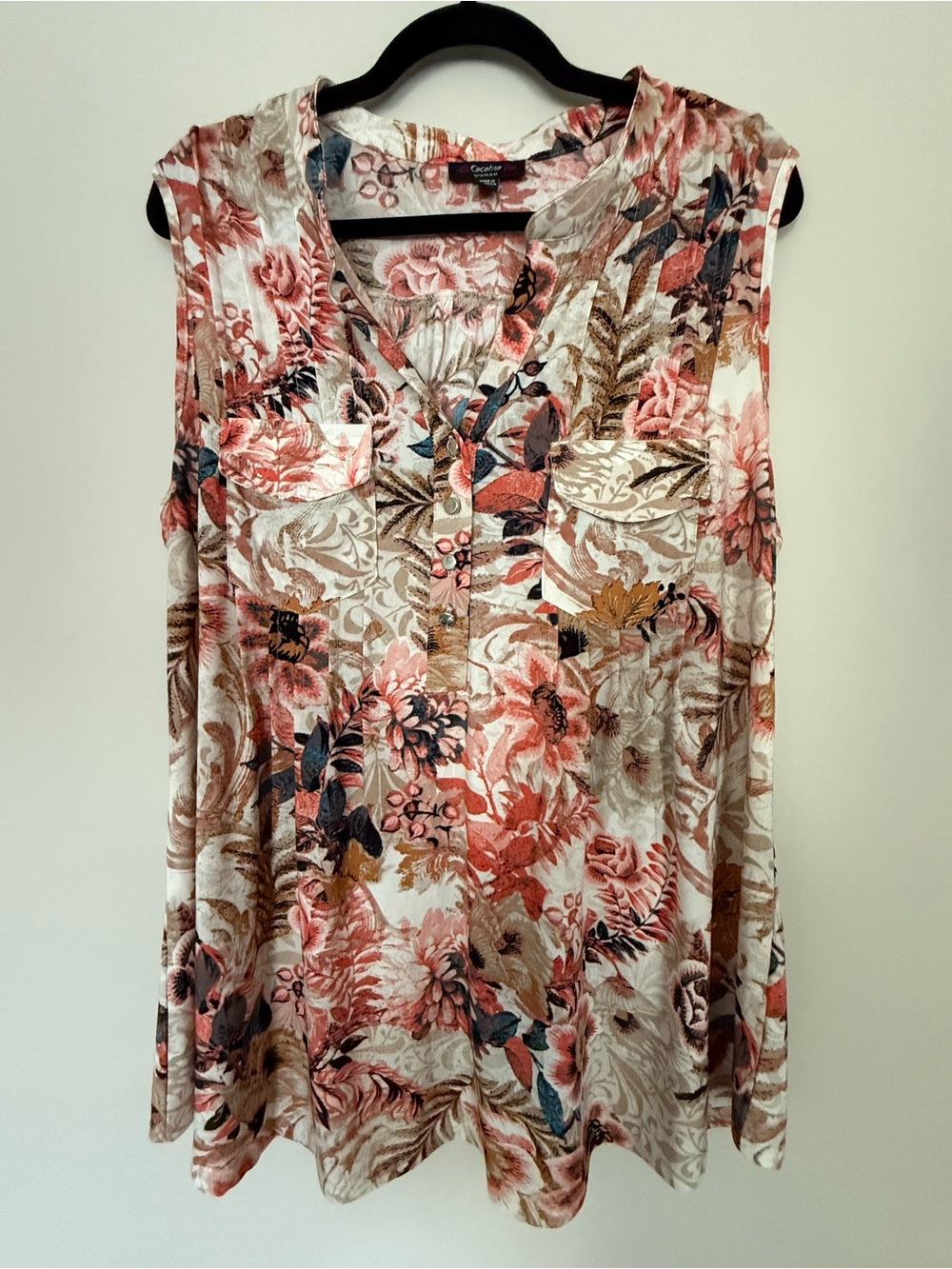 Cocomo Woman Sleeveless Floral Blouse, Size 1X